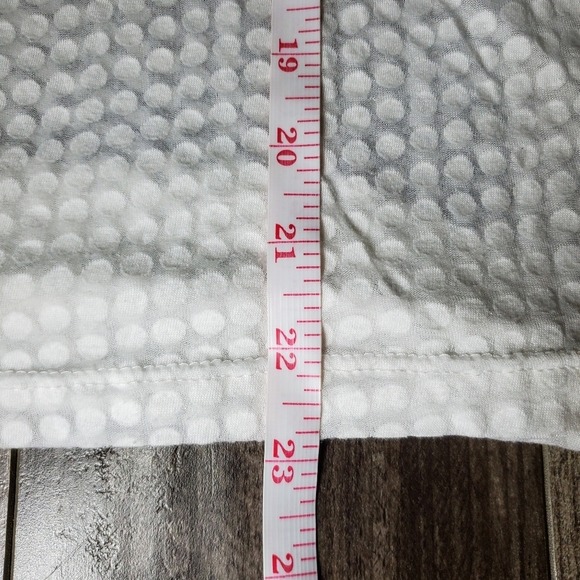 Prana Cherish Tee White Sheer Swiss Dot Women's Size Medium EUC NWOT - Picture 9 of 16